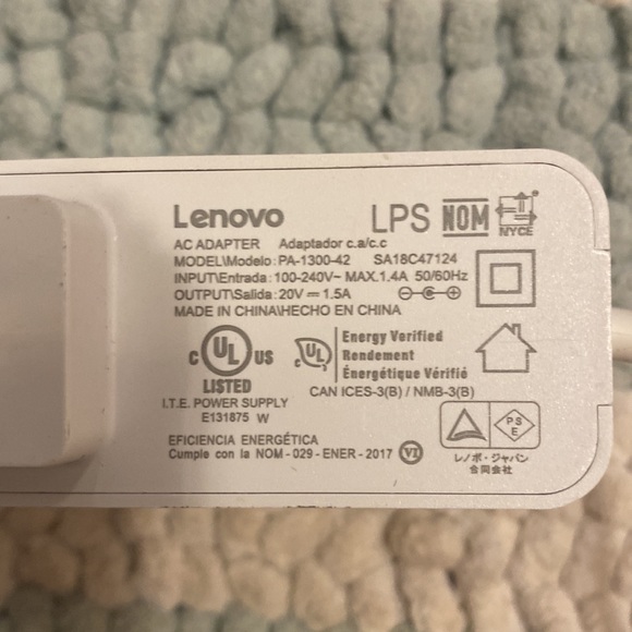 Lenovo MODEL : PA-1300-42 SA18C47124 AC adapter smart display power supply 20v - Picture 4 of 5